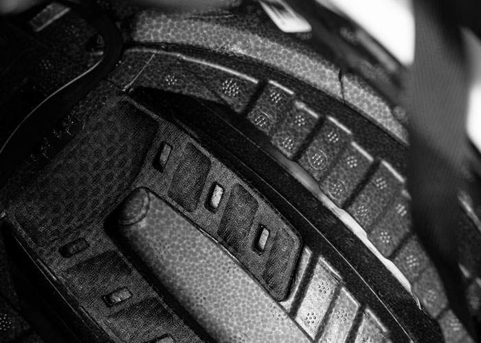 Giro Eclipse Pro Progressive Layering dual-density Nanobead EPS foam construction