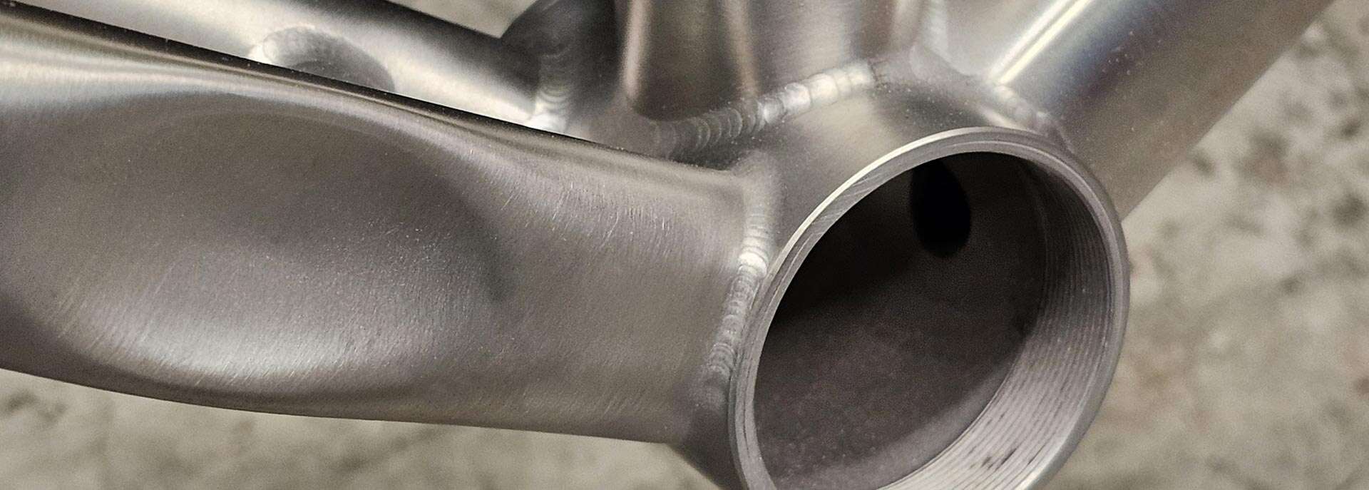 Serotta Legend T9 - Threaded. Trusted. Timeless